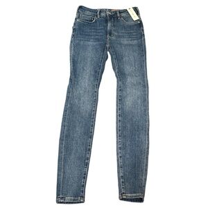NWT Anthropologie Pilcro high‎ rise skinny jean stretch size 24